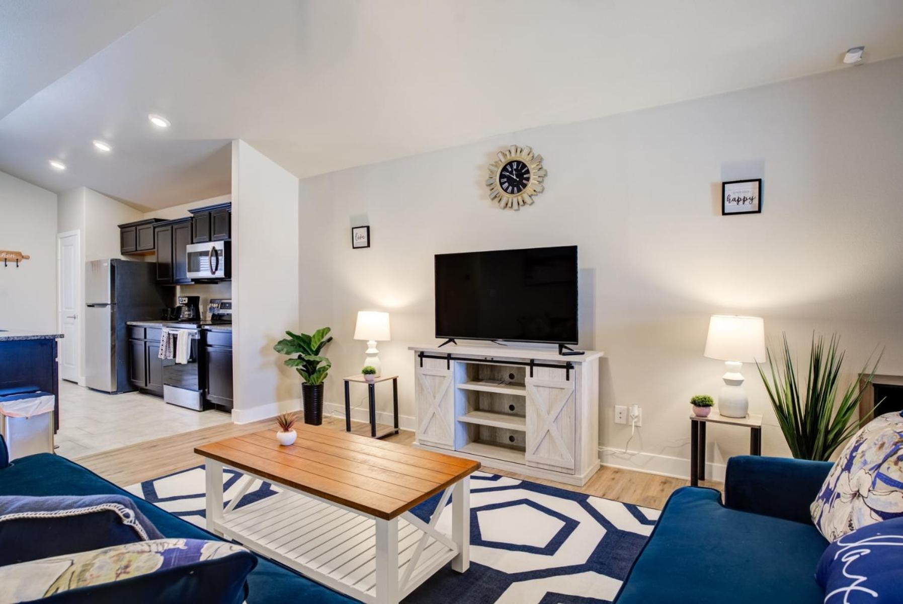 Milano Lodge - Cozy Retreat Лъбък Екстериор снимка