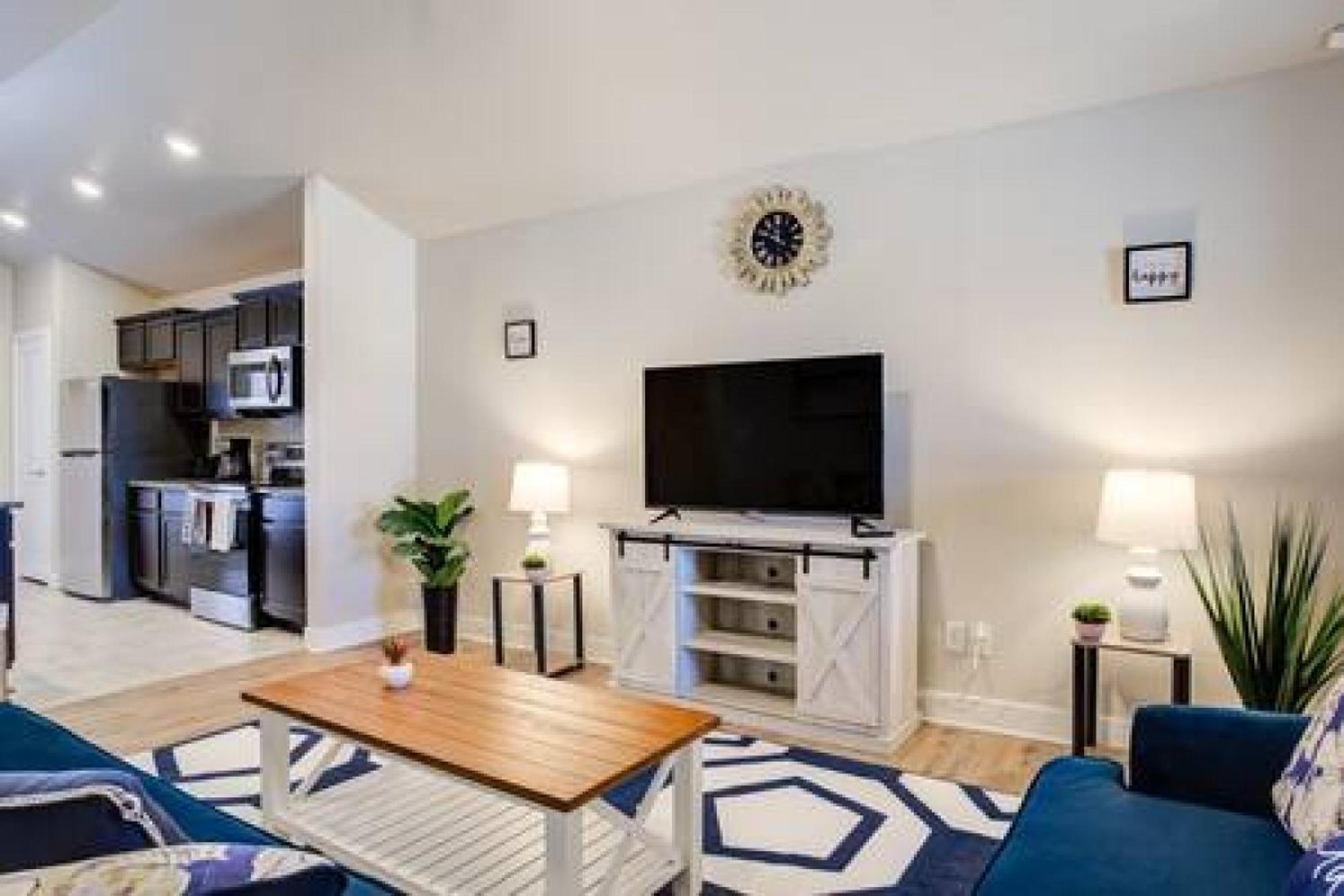 Milano Lodge - Cozy Retreat Лъбък Екстериор снимка